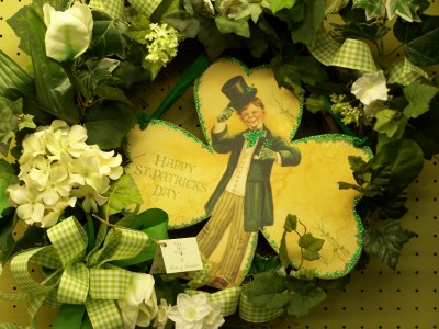 shamrockwreath2.jpg